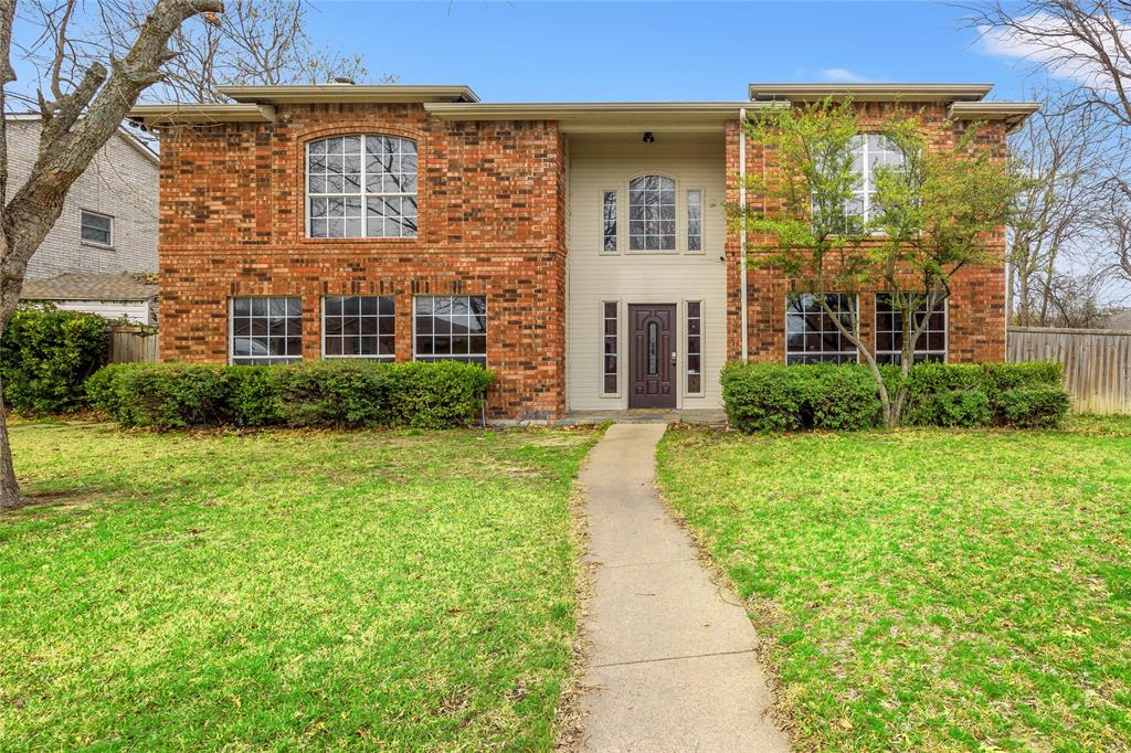 825 Foxwood Lane Property Photo