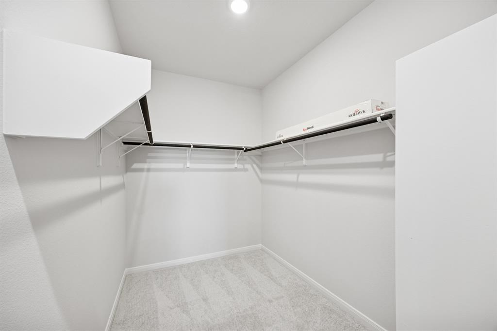 9504 Dahlia Boulevard Property Photo 30