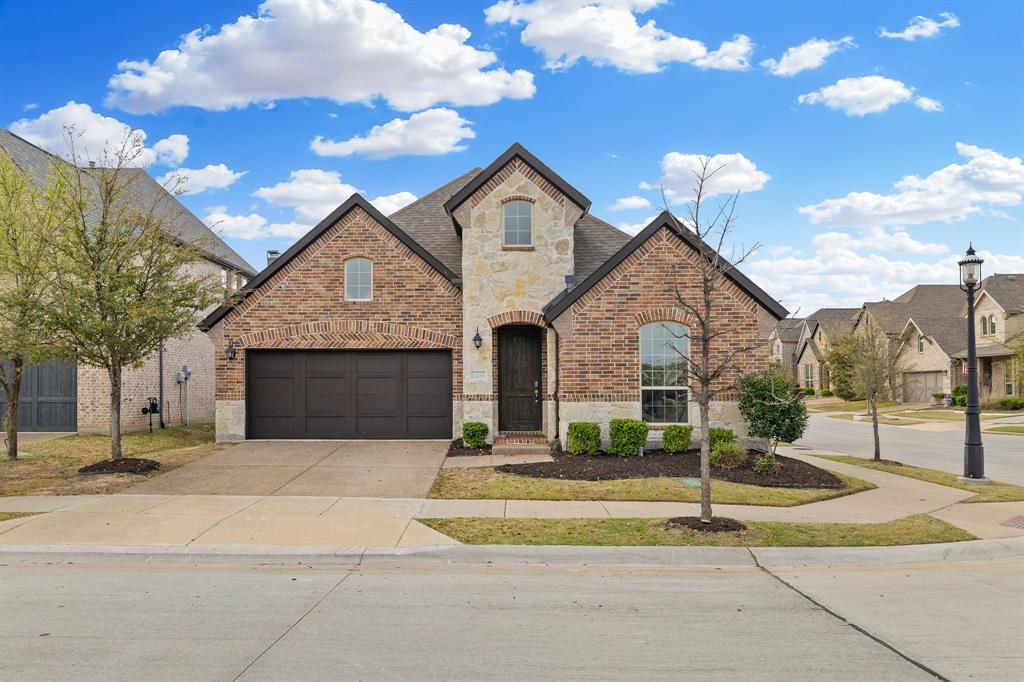 2400 Hunters Boulevard Property Photo