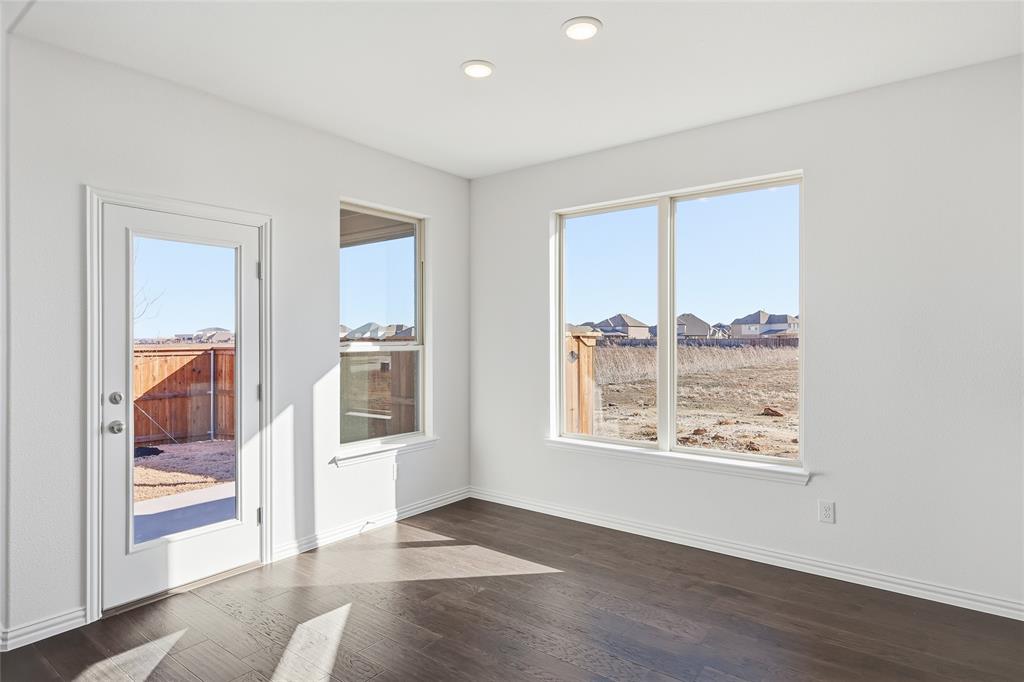 5908 Pebble Drive Property Photo 11