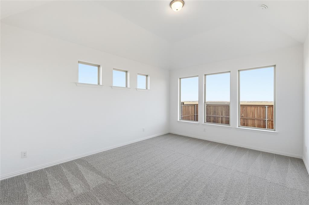 5908 Pebble Drive Property Photo 17