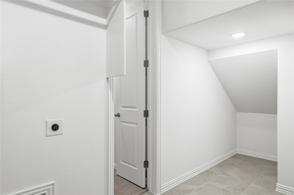 5908 Pebble Drive Property Photo 36