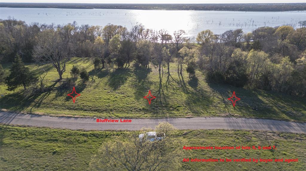 2051 Bluffview Lane Property Photo