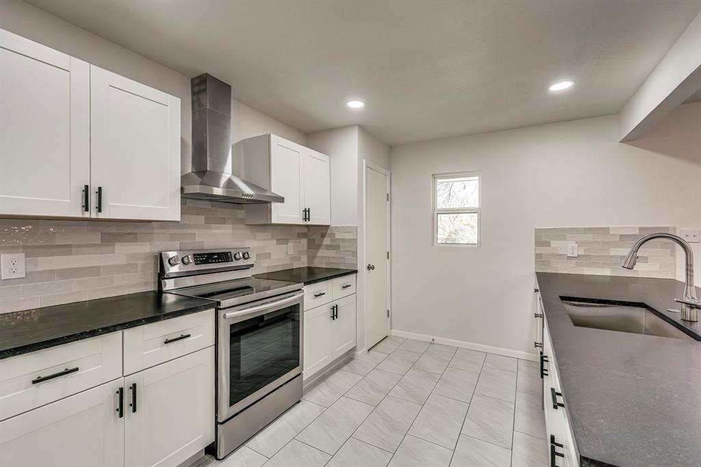 3561 Westfield Avenue Property Photo