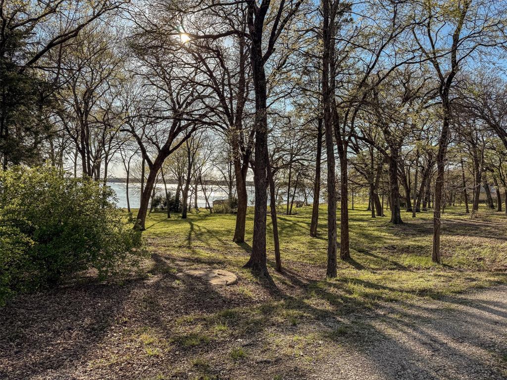 2063 Bluffview Lane Property Photo 1