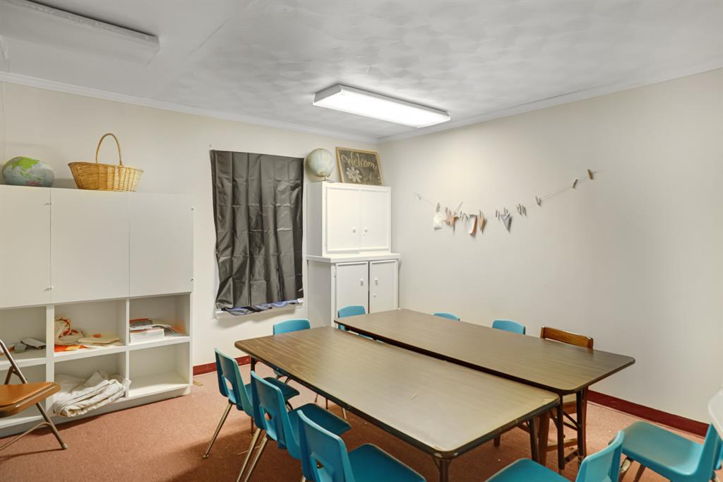 2525 N Buckner Boulevard Property Photo 25