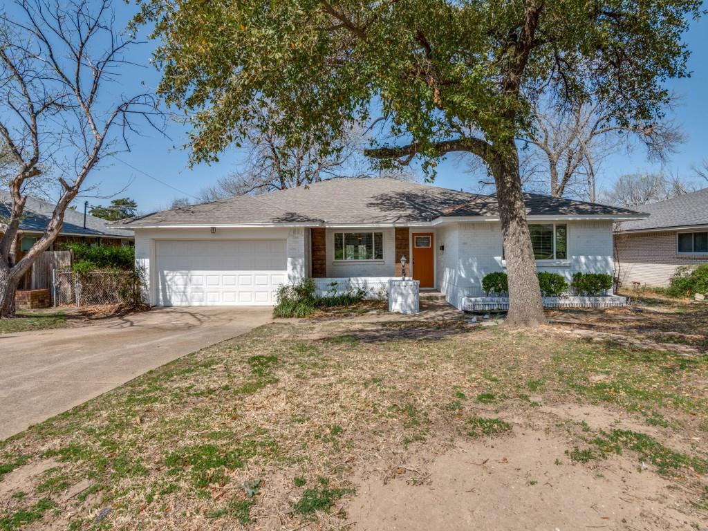 917 Golden Trophy Drive Property Photo