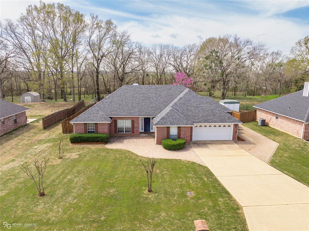 220 Country Club Drive Property Photo