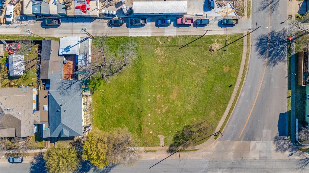 536 W 7th Street Property Photo 2