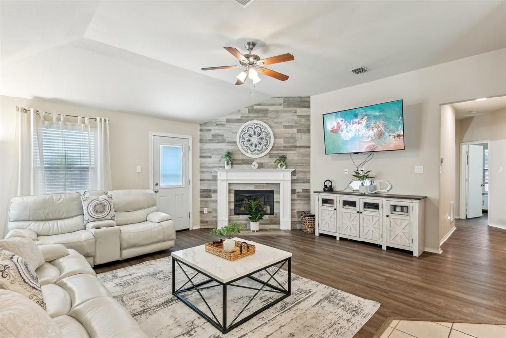 Real Estate Main Image