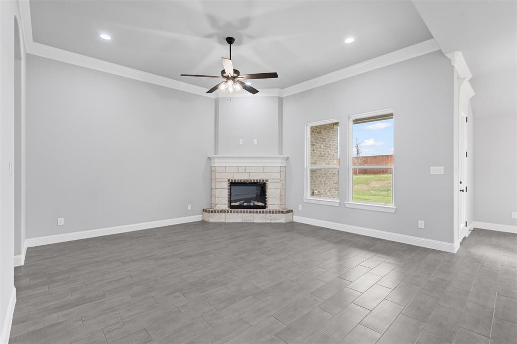 700 Jameson Property Photo 9