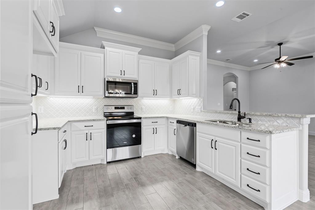 700 Jameson Property Photo 12