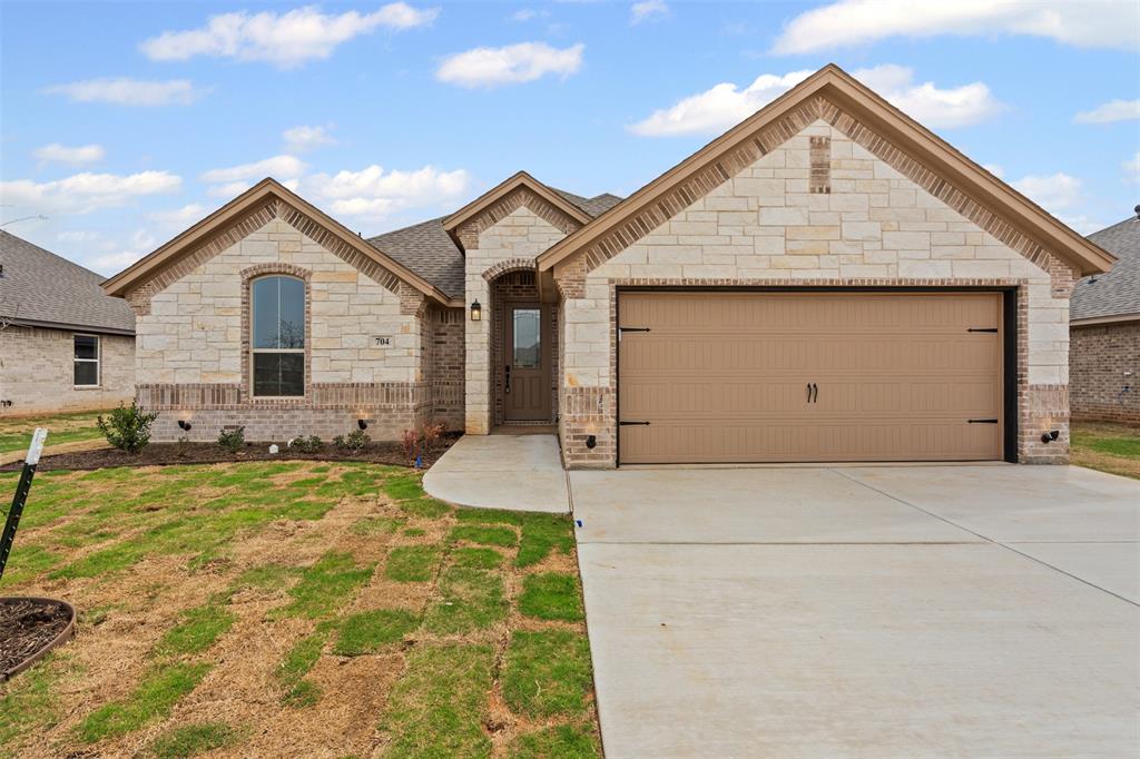 704 Jameson Property Photo 1