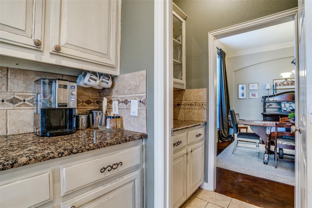 990 Willowmist Drive Property Photo 11