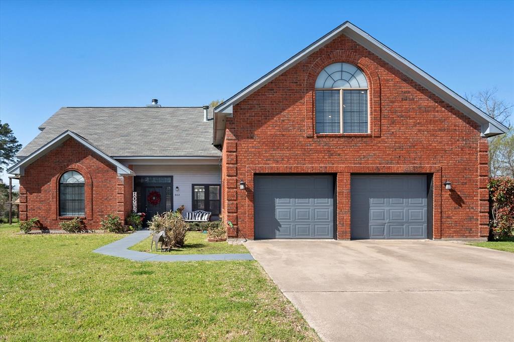 76642 Real Estate Listings Main Image