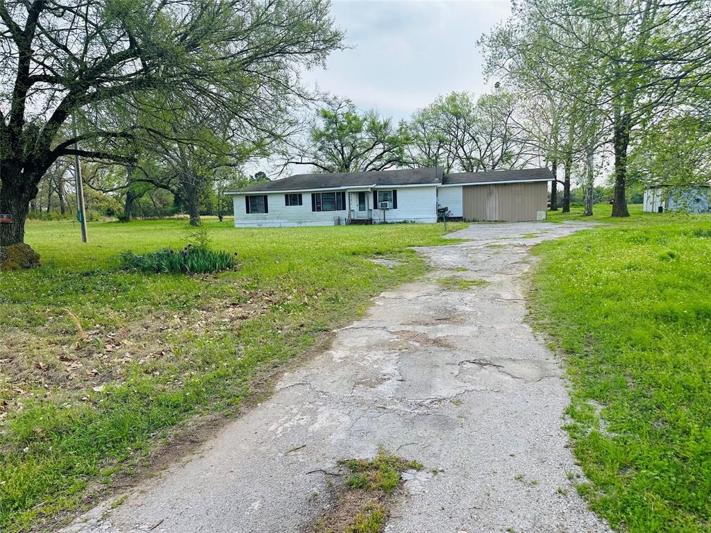 16888 Texas Highway 11 Property Photo