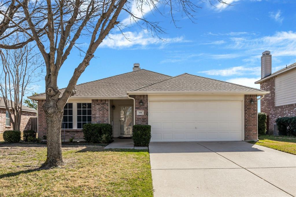 706 Pickwick Lane Property Photo
