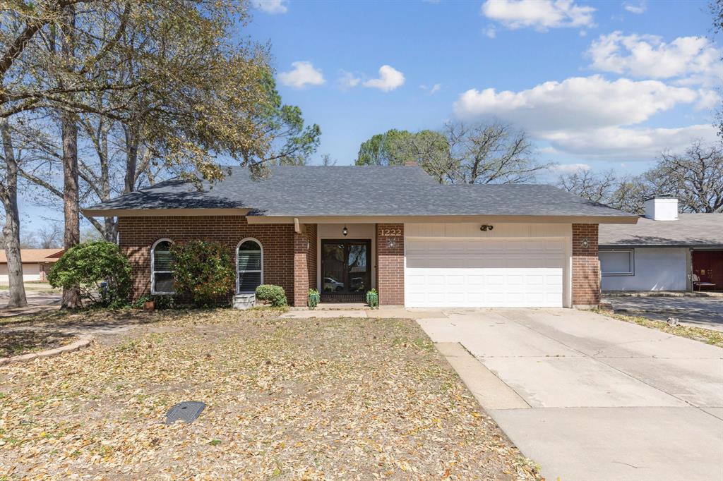 1222 Savannah Court Property Photo