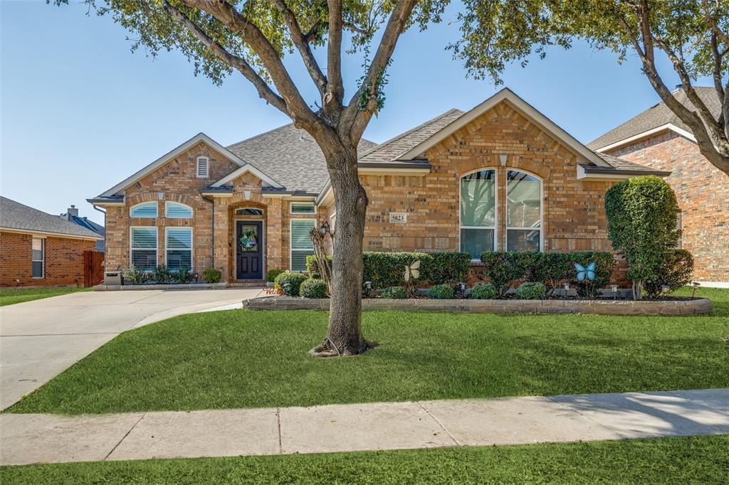 5823 Prairie View Court Property Photo