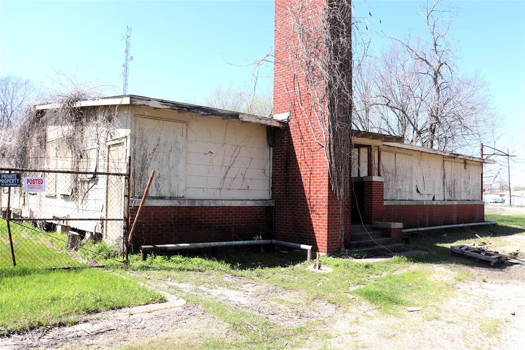 2810 Travis Street Property Photo