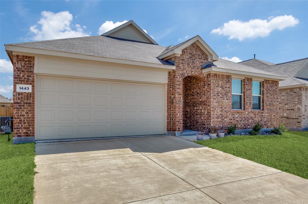 1443 Mesquite Lane Property Photo