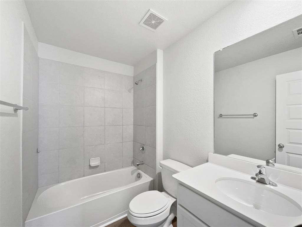 3413 Duncan Way Property Photo 7