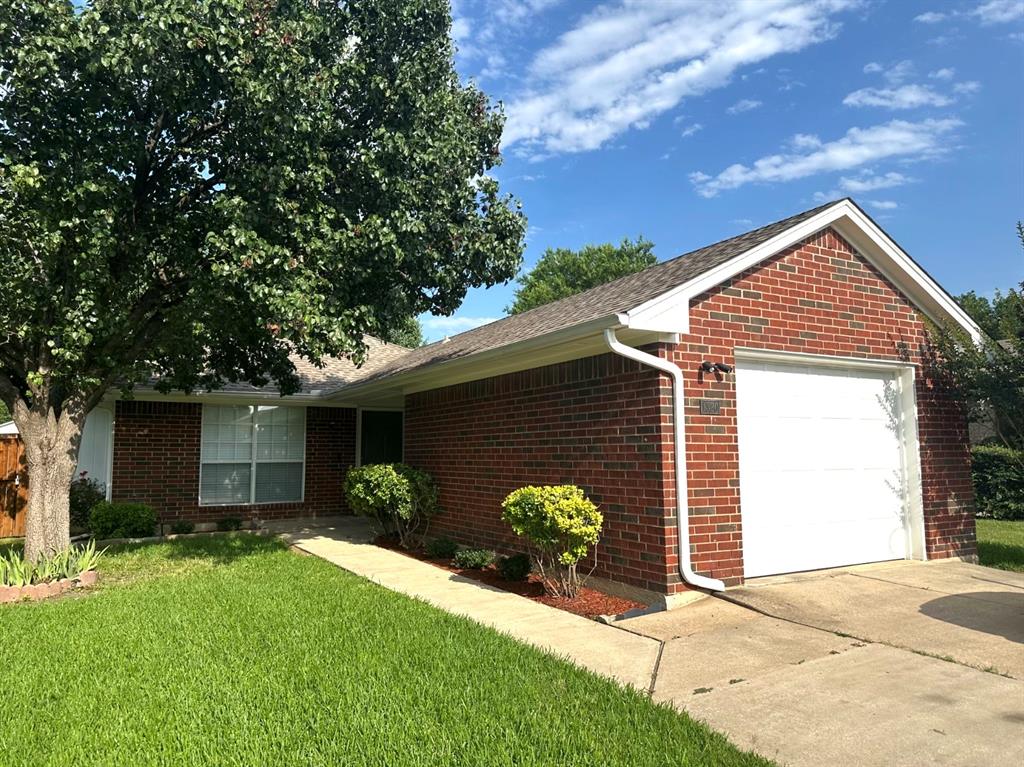 1320 Windstream Street Property Photo