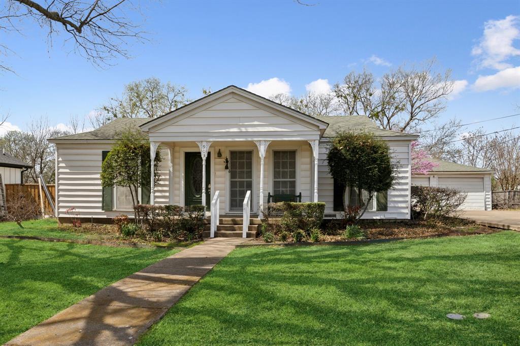 903 Live Oak Street Property Photo