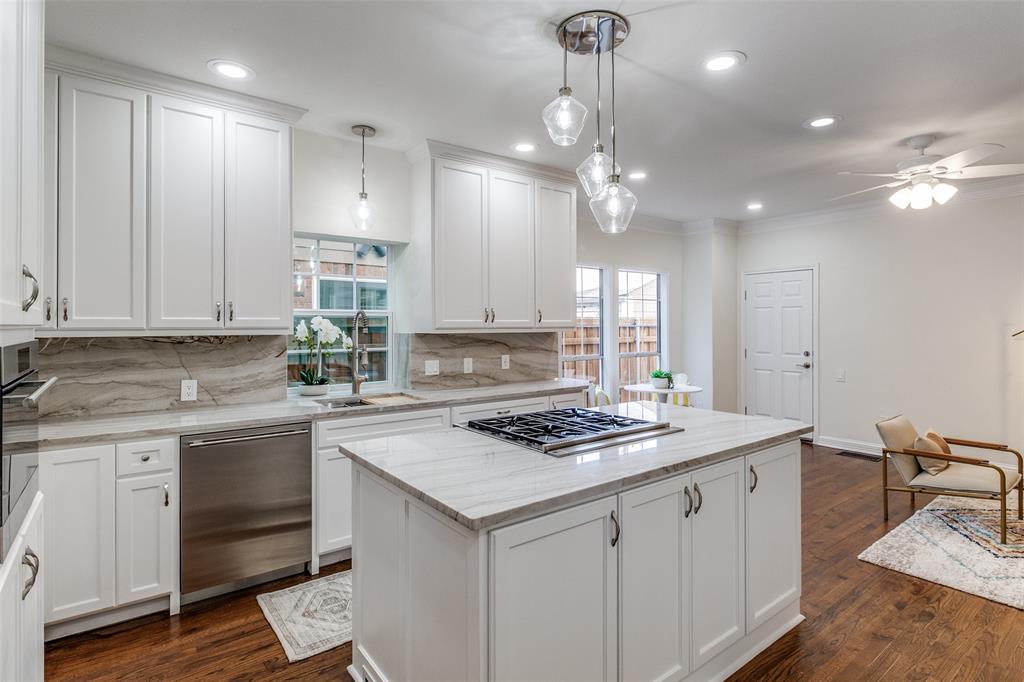University Park Real Estate Listings Main Image