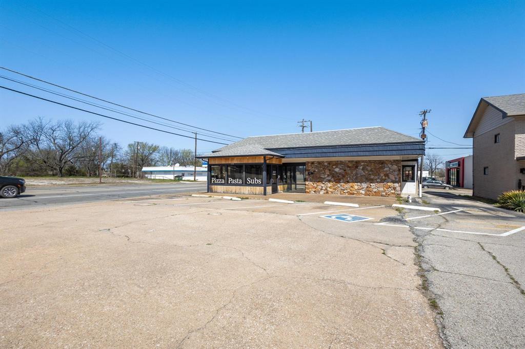 1018 S Austin Avenue Property Photo