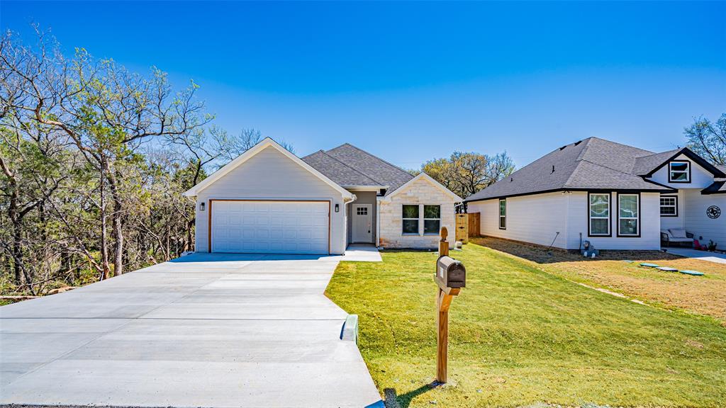 911 Devils River Drive Property Photo