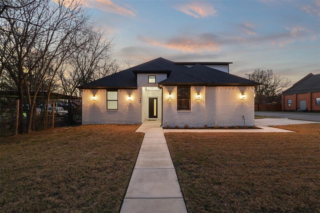 700 N Las Vegas Trail Property Photo