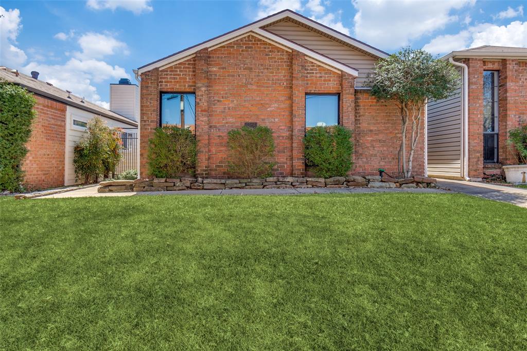 Real Estate Main Image