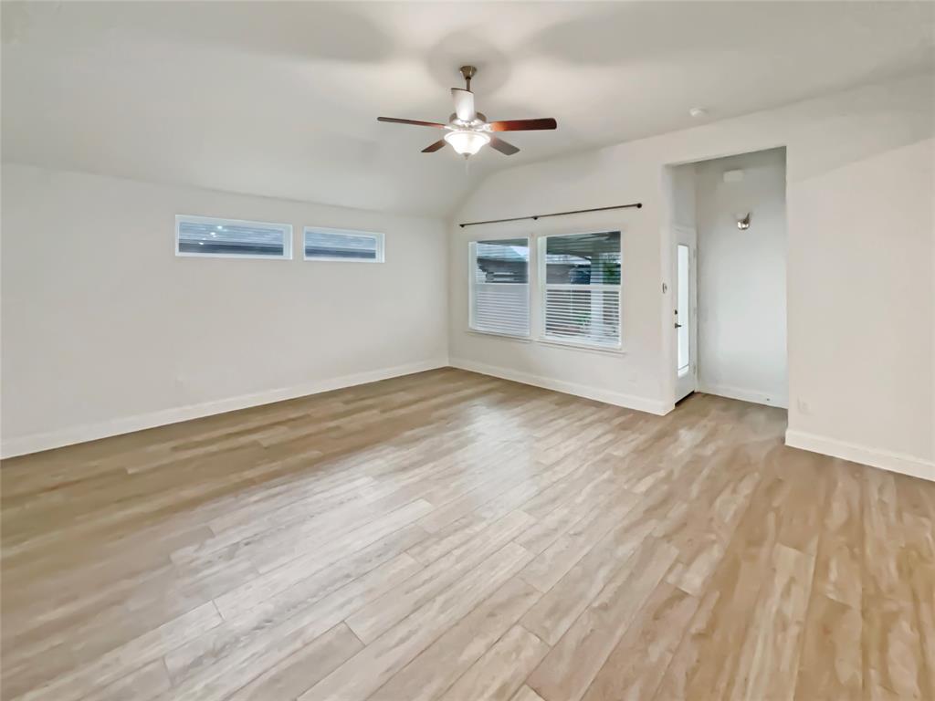 3312 Oak Lane Property Photo 10