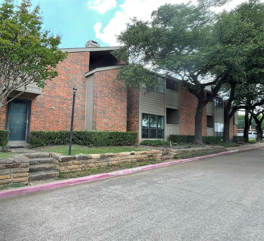 9254 Forest Lane Property Photo