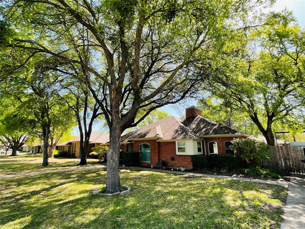 8720 Woodstream Drive Property Photo