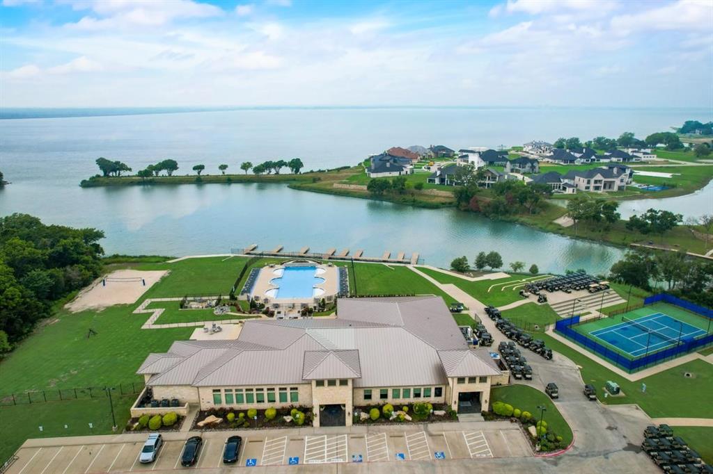 1622 Governors Boulevard Property Photo