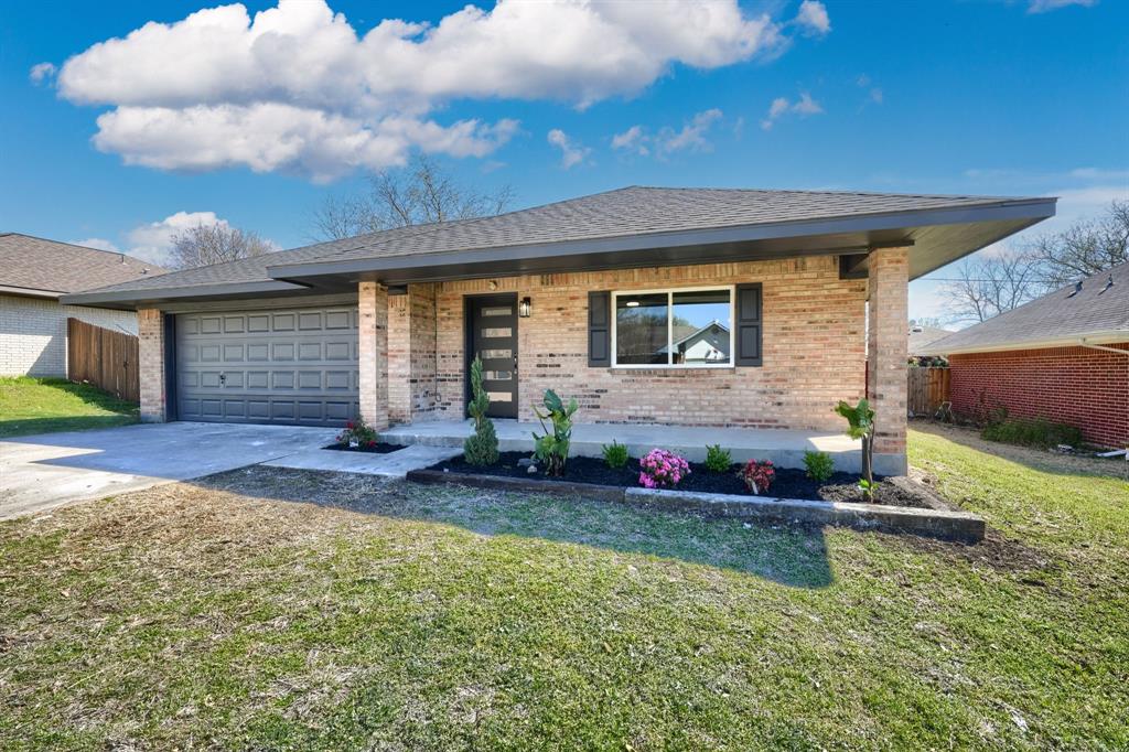 6 Vermont Avenue Property Photo