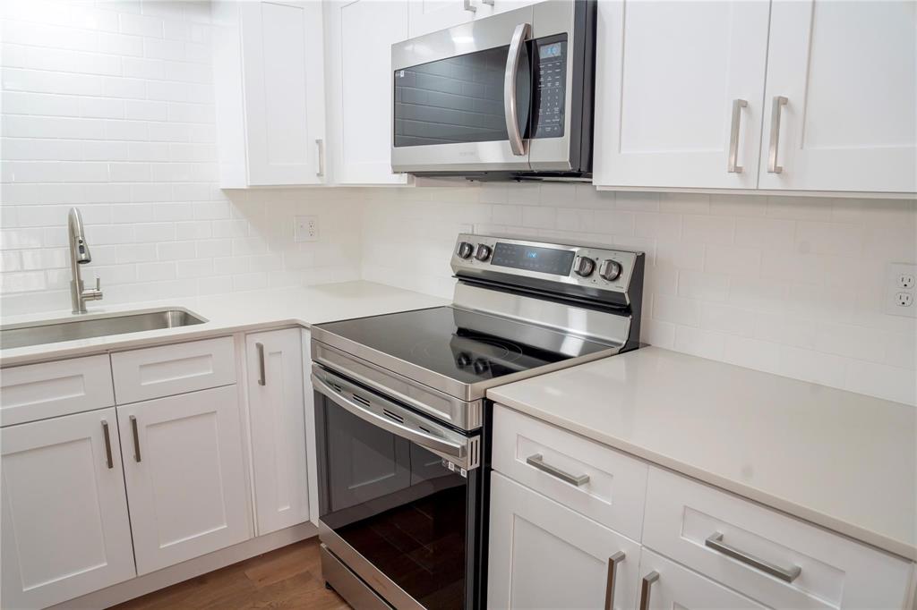 5906 Marvin Loving Drive Property Photo