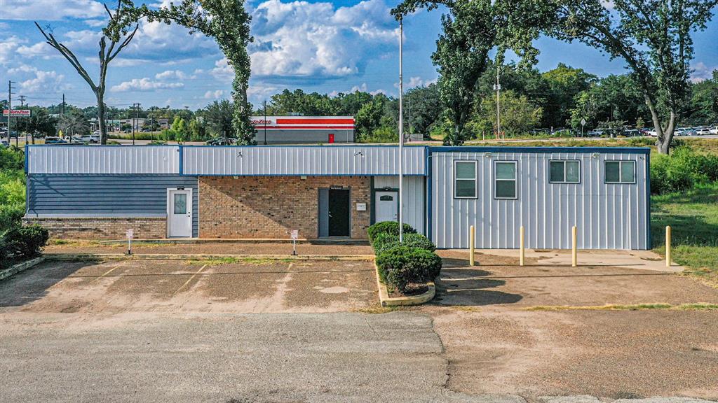 Lindale Real Estate Listings Main Image