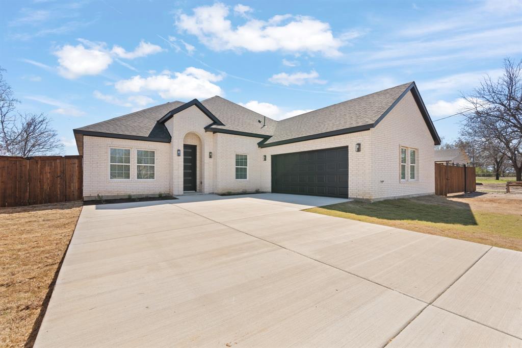 6717 Lindale Road Property Photo