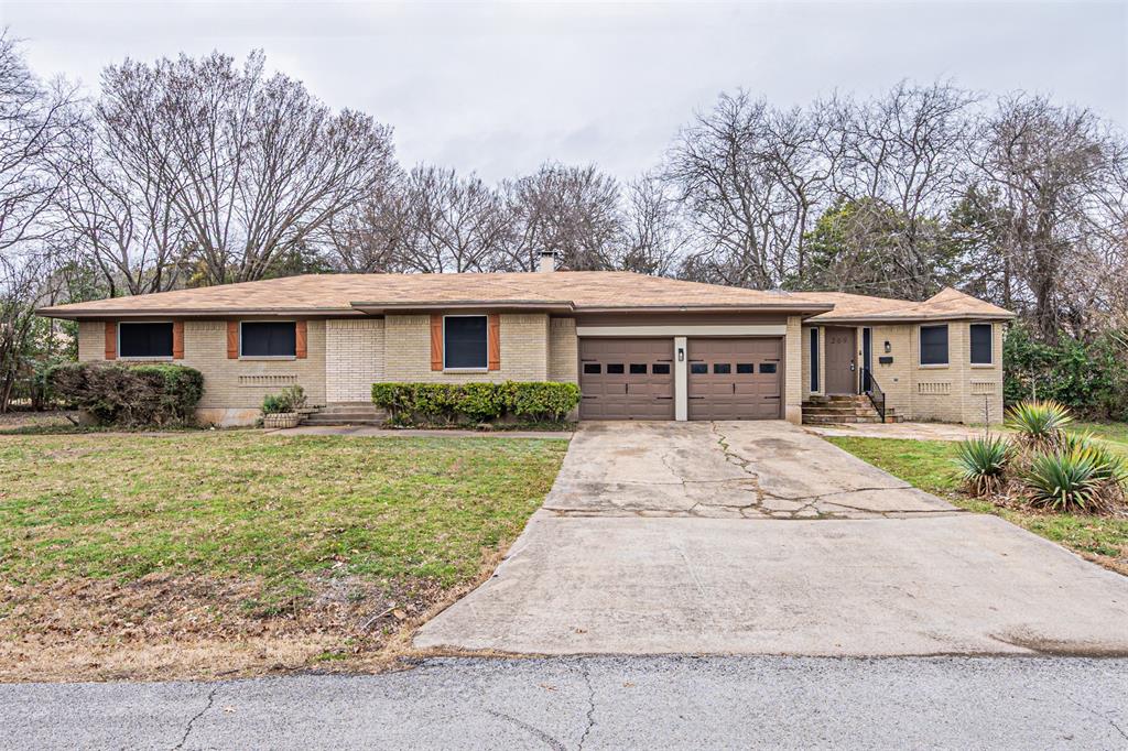 209 Jefferson Avenue Property Photo