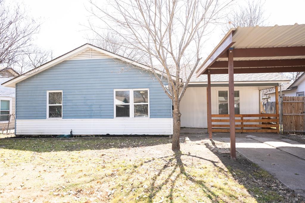 Blue Mound Real Estate Listings Main Image