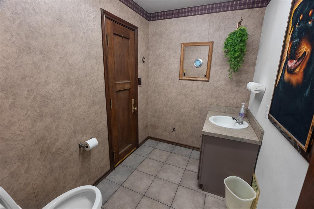 5408 E Highway 67 Property Photo 6