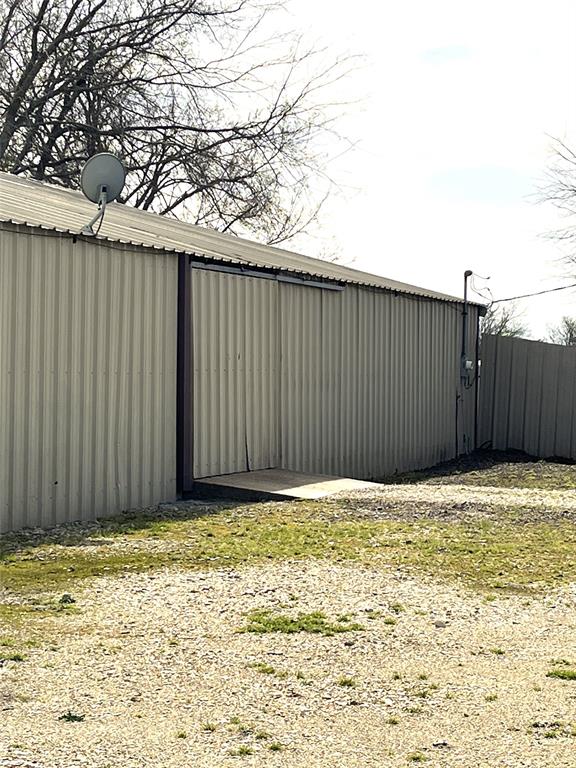 708 Smith Circle Property Photo 6