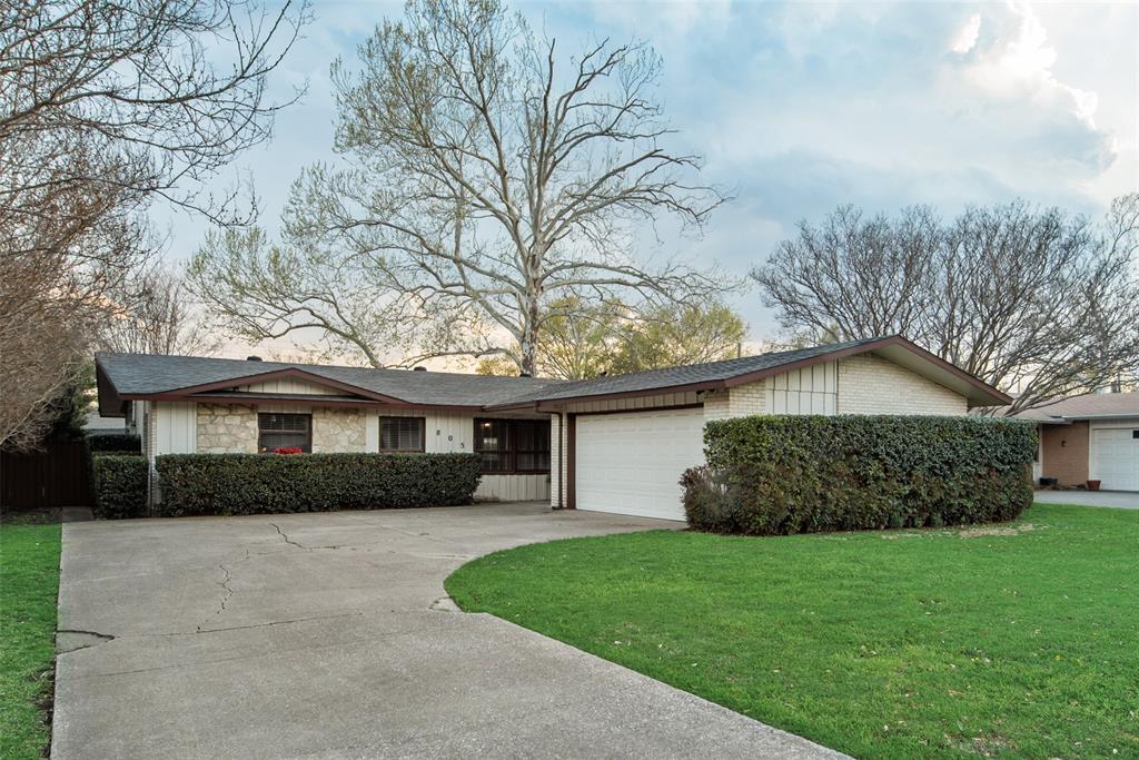 805 Edgefield Drive Property Photo