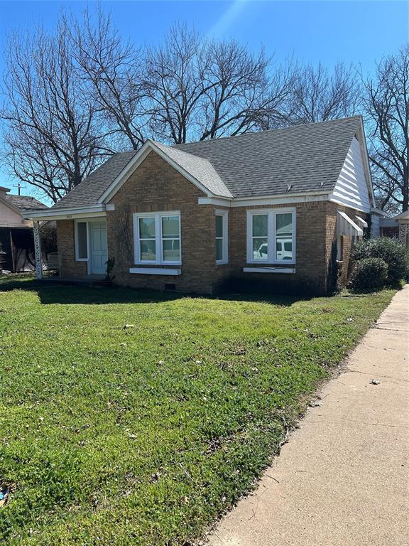 903 W Main Street Property Photo