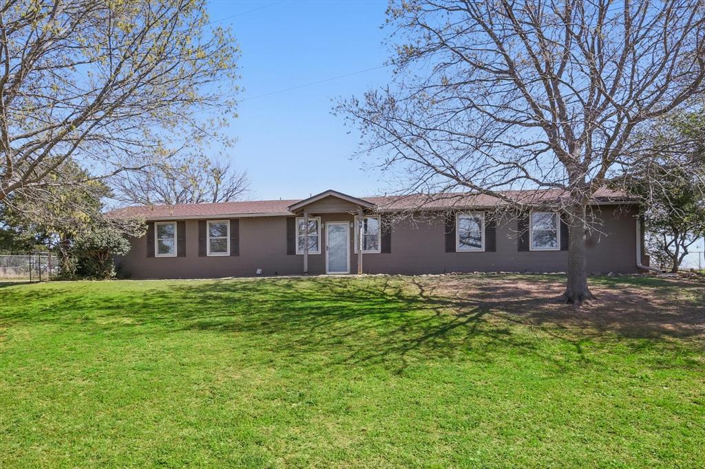 200 County Road 1812 Property Photo