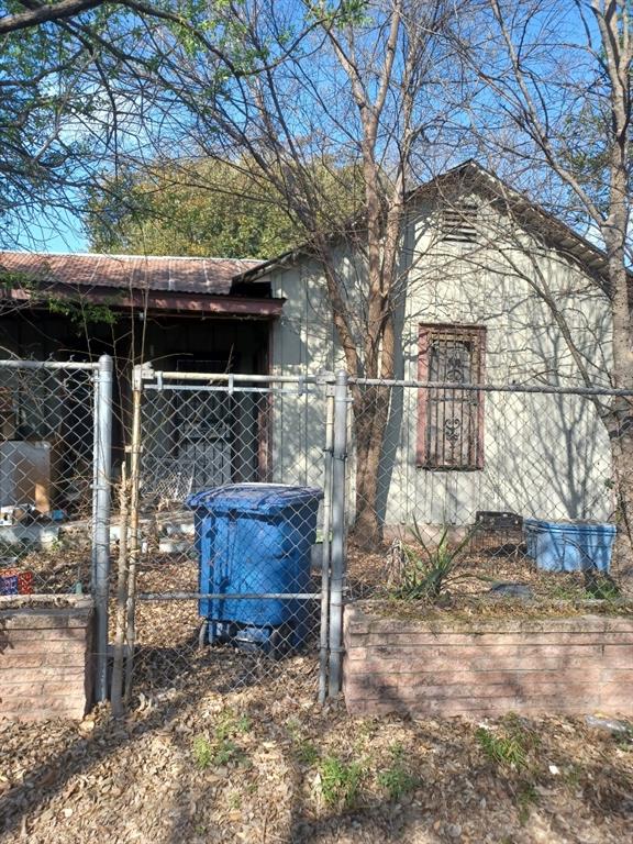 115 Yoakum Alley Property Photo