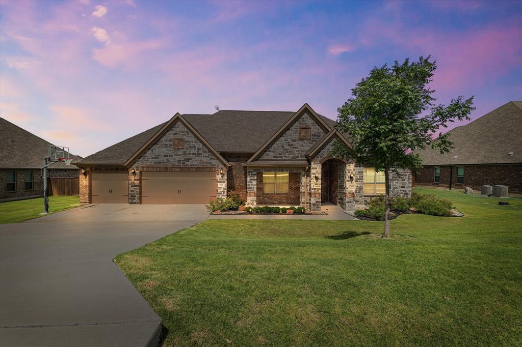 104 Willow Oak Drive Property Photo